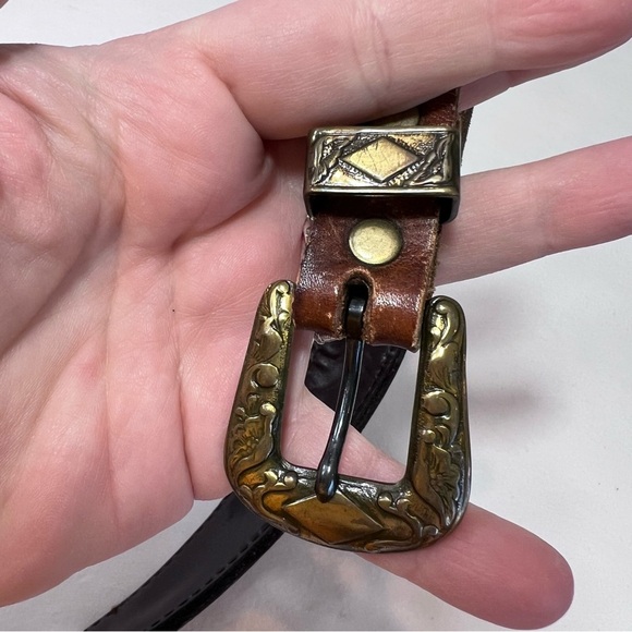 Vintage brown leather snake inlay brass buckle ladies belt size 30 main image 6